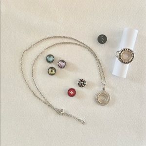 Kameleon set - necklace, ring, 5 jewel pops and storage case EUC